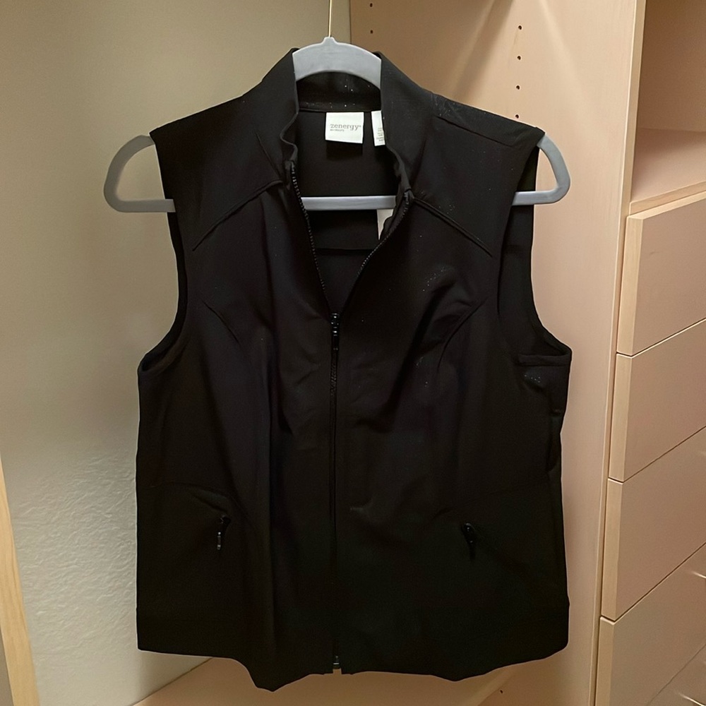 NEW Zenergy by Chico’s “Neema” Embossed Vest